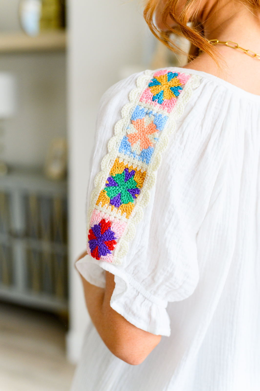Close up Picture of White Crinkle Knit Boho Top Detail on Sleeve