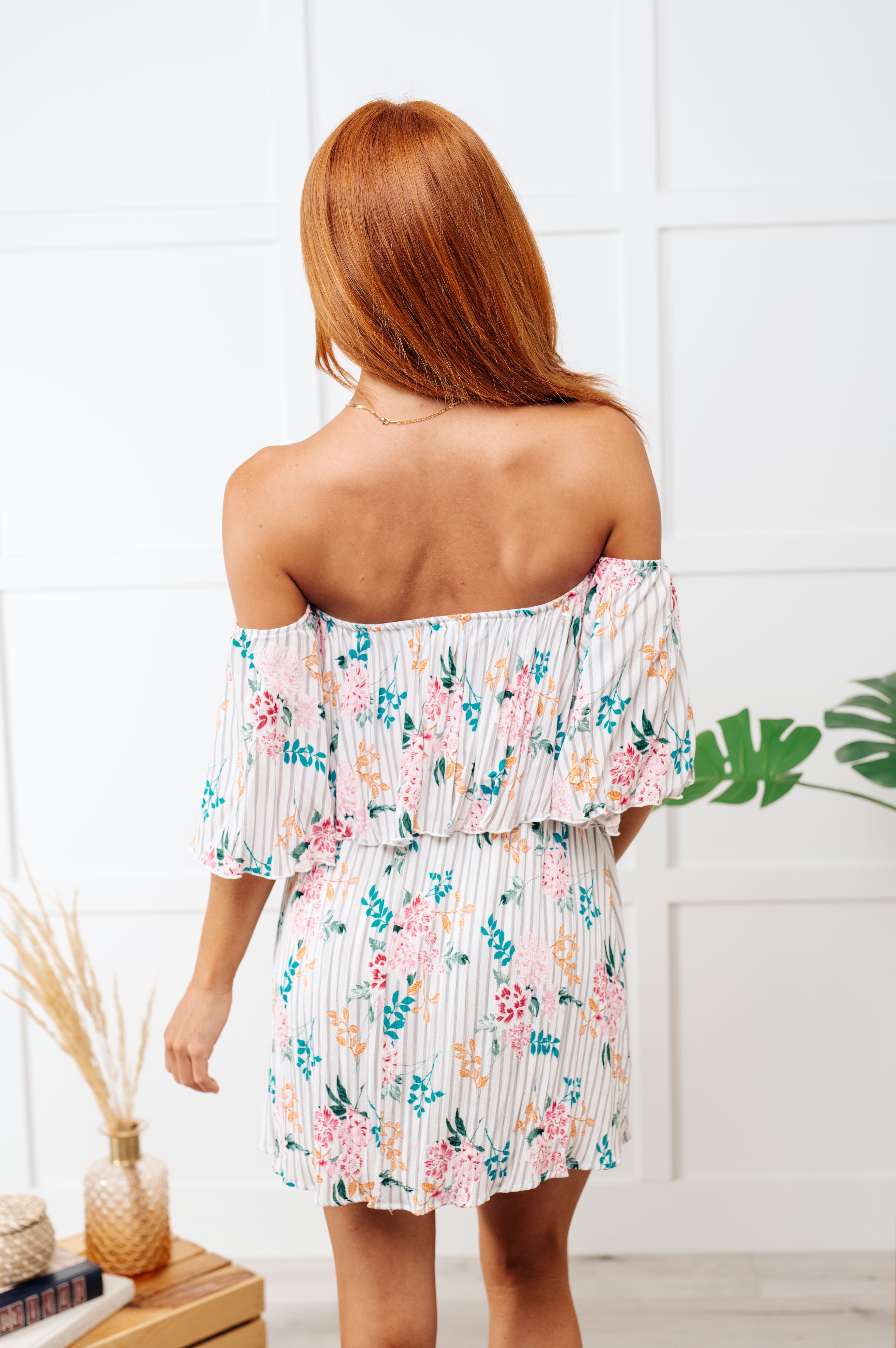 That's the Way It Should Be Floral Dress back of dress off shoulders