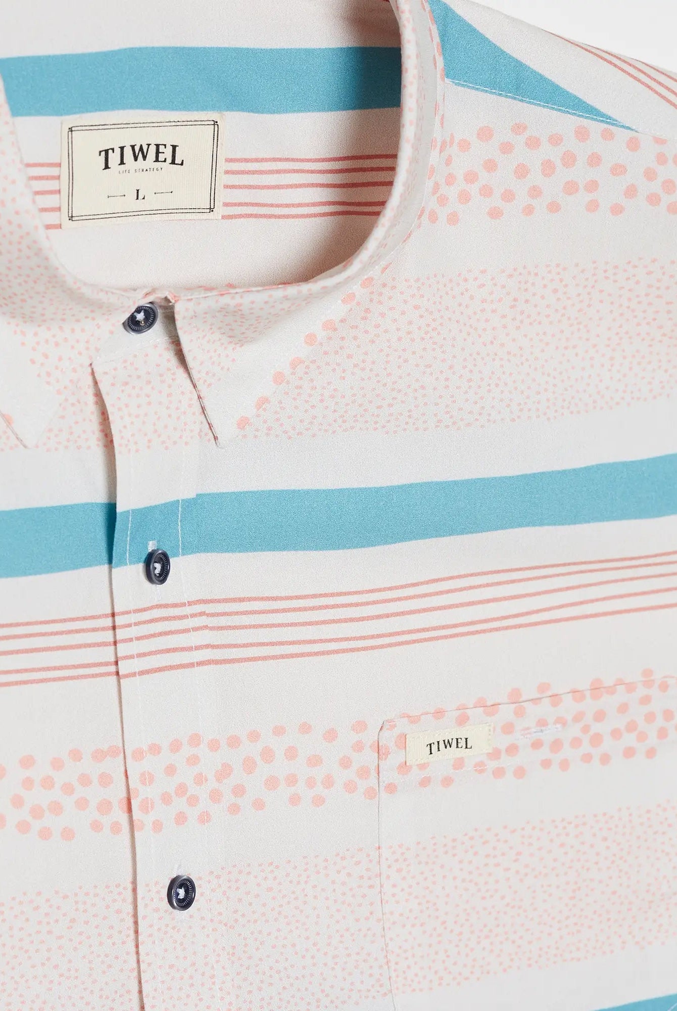 Tiwel Bahia Men's 100% Organic Cotton Button Down Shirt (collar detail)