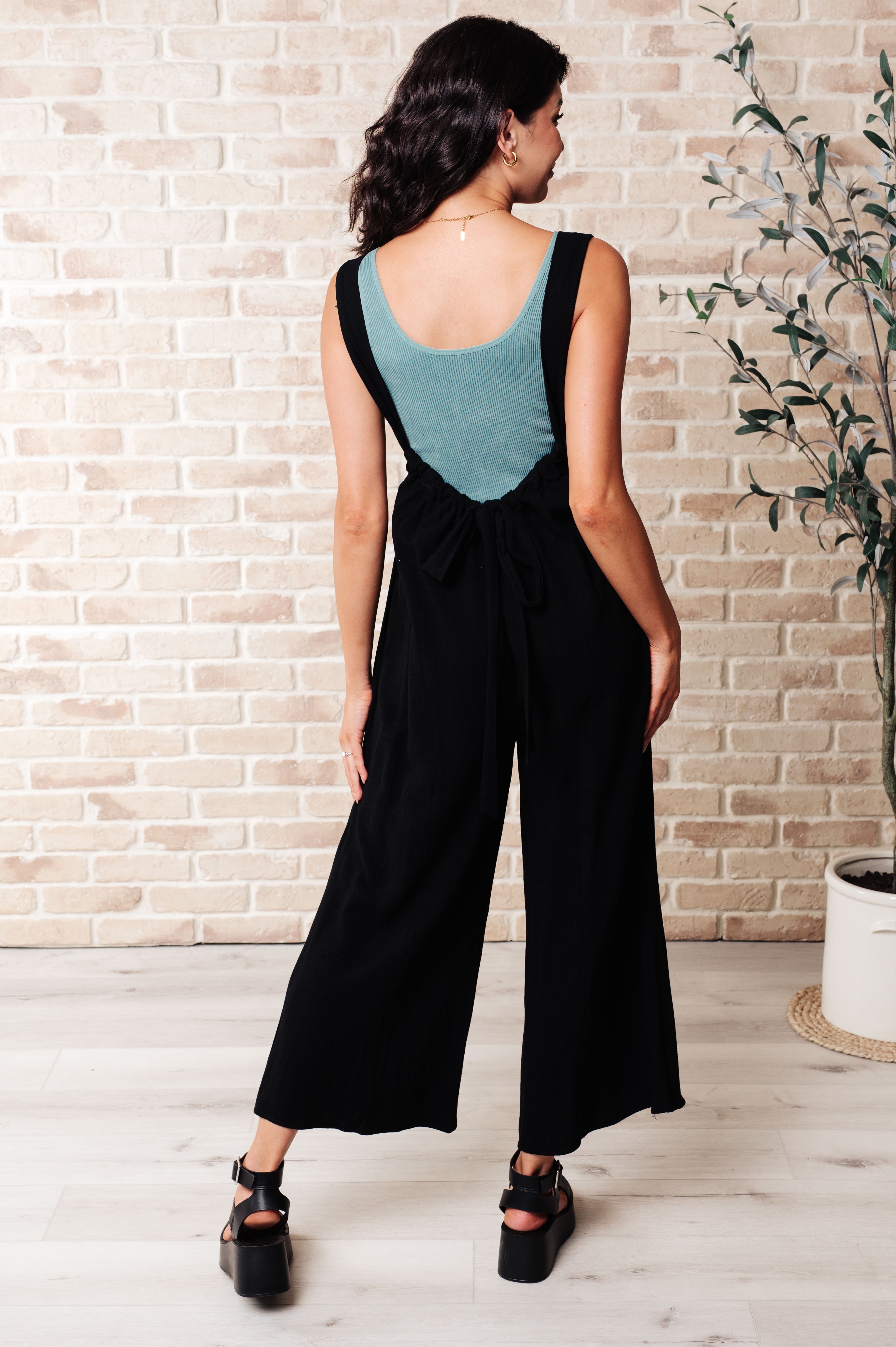 Something in the Way She Moves Jumper Black back view