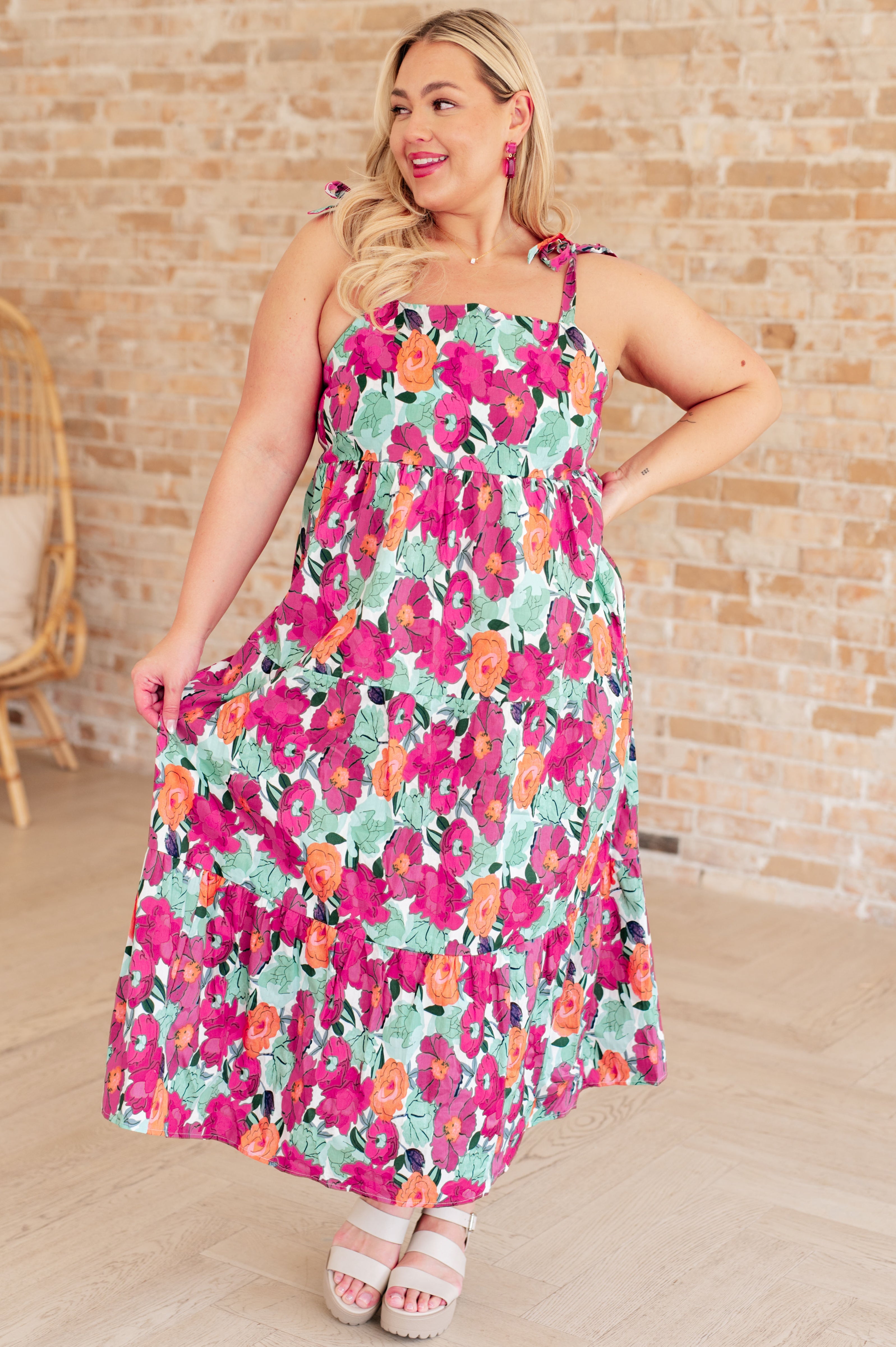 ladies tiered dress Velvi - Miriam Tiered Maxi Dress - Black